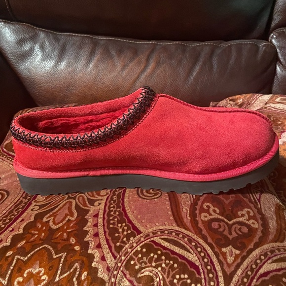 ***SOLD**UGG Tasman Mens Size 12 Samba Red Suede Comfort Slip On - Picture 6 of 14